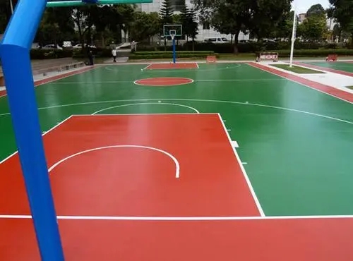 江津球场地面翻新,裂缝修重要性