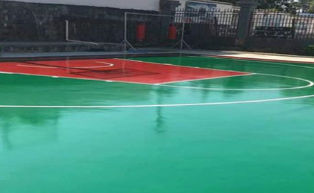 江津篮球场翻新地面